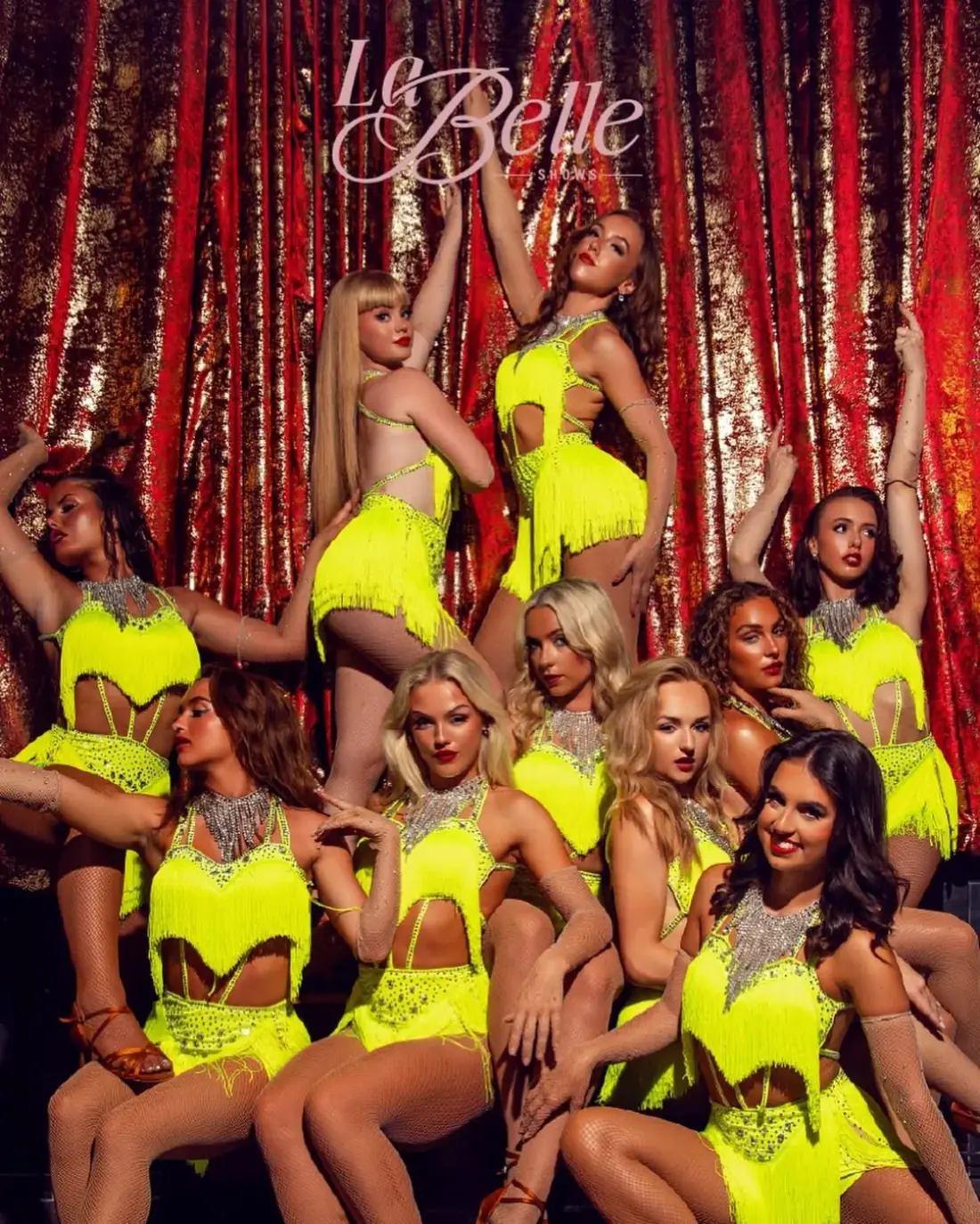 Les artistes de La Belle Shows sur la piste d’un club